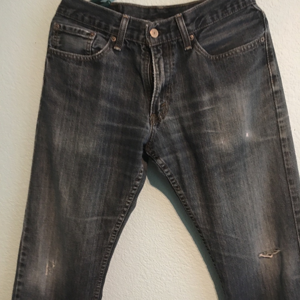 Levi’s 514 naturally distressed jeans 32x32
